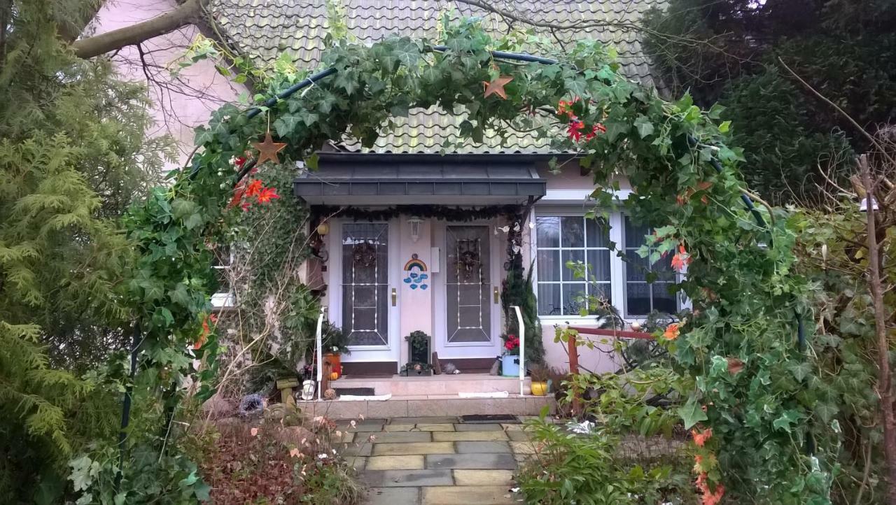 Gemuetl. Ferienwohnung Und Privatzimmer Гамбург Экстерьер фото